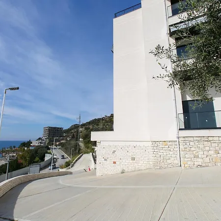 Apartment In By Sandy Beachfront *