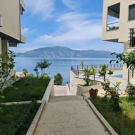 Apartment One-bedroom For Four Guests Vlore