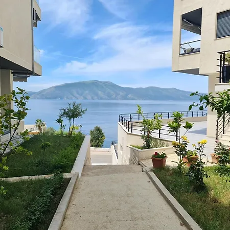One-bedroom For Four Guests * Vlore